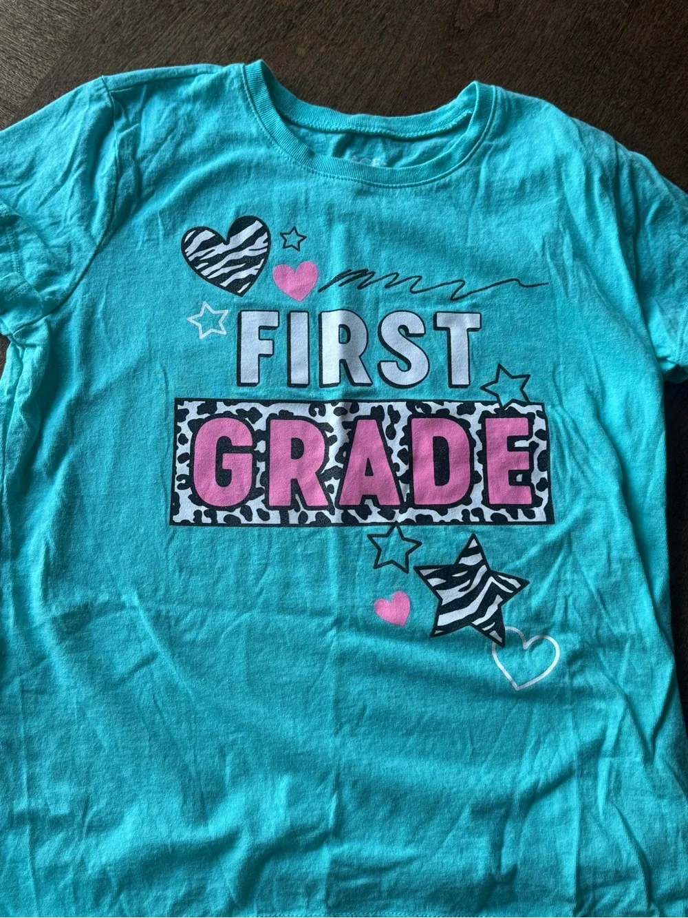 The Children's Place Turquoise First Grade Graphic Tee with Pink Accents